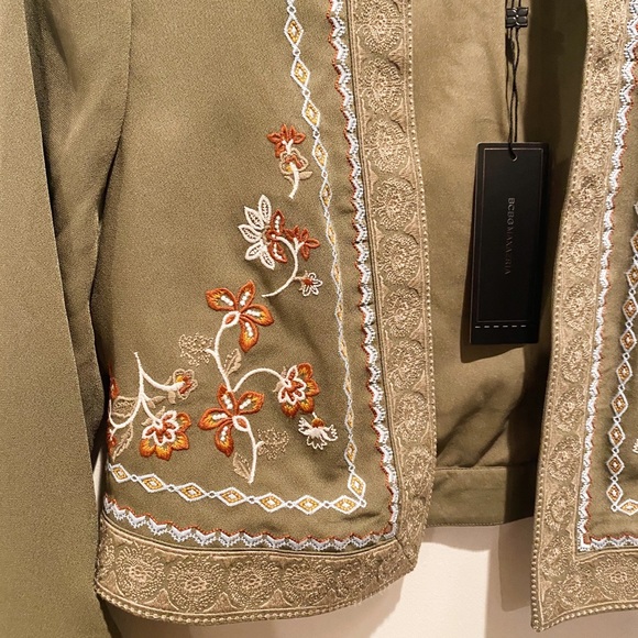 BCBG embroidered jacket - Picture 4 of 7